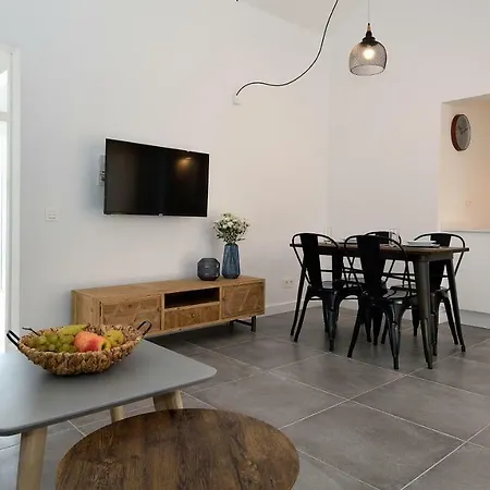 Seacoast Teguise كوستا تاغيسي